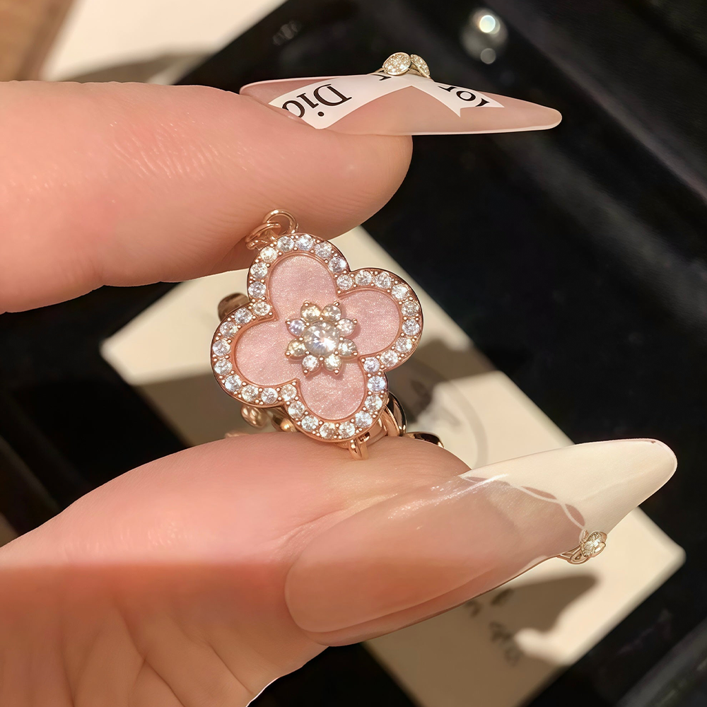 Pink Diamond Clover Bracelet